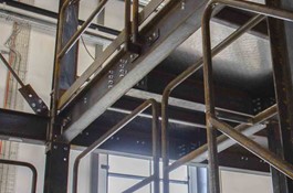 Ståltårn bygget af 25 tons stål