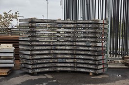 Kundetilpassede stål flanger