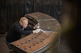 Jesper Brølling startede som smed i BSB Industry i 2013