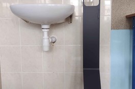 Spritstandere med hånddesinfektion